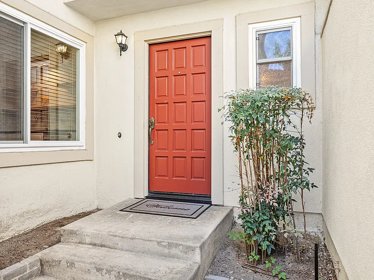 5847 E Rocking Horse Way #6 — Photo 5