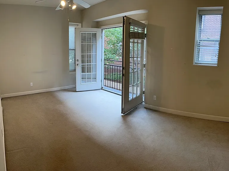 5675 Waterman Blvd #11 — Photo 11
