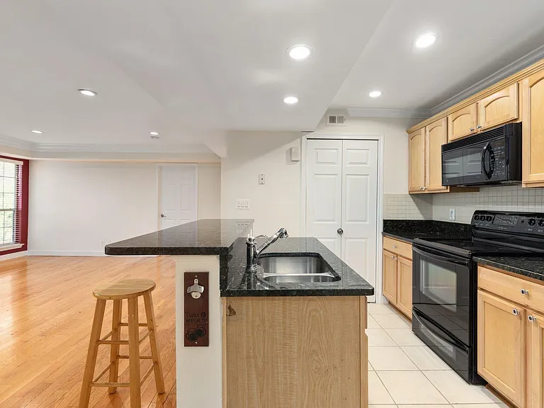 3922 Penderview Dr #338 — Photo 7