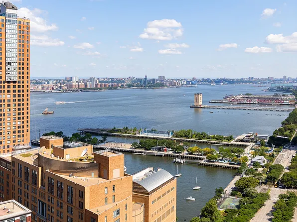 200 Chambers Street image 16 of 22