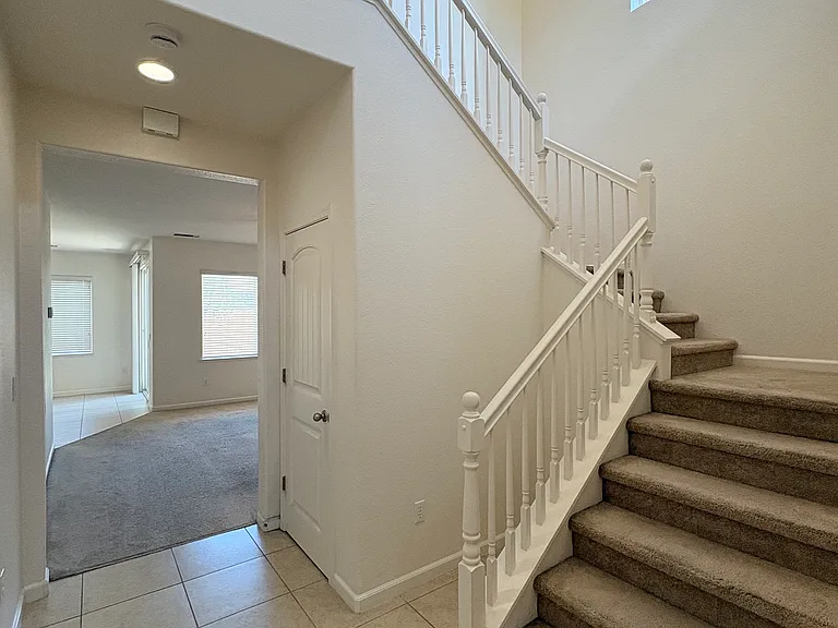 9510 Vikingholm Rd — Photo 2