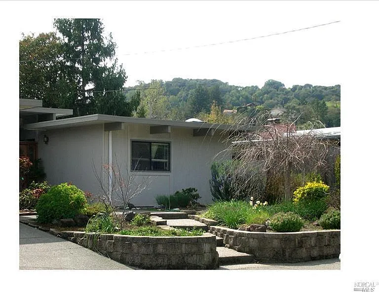 691 Del Ganado Rd photo 1