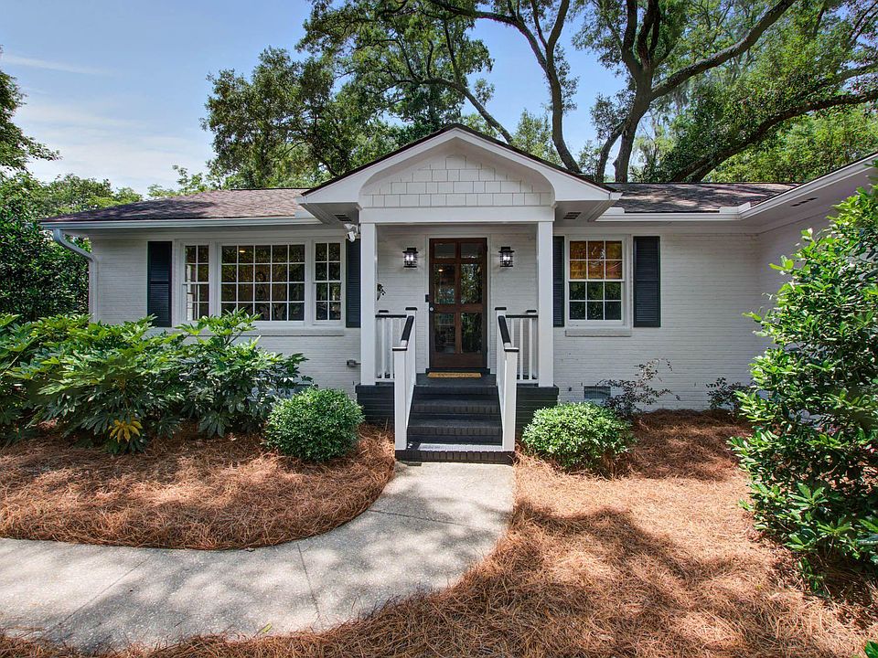 1st image of 1006 Cliffwood Dr