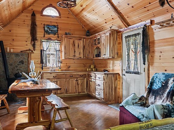 2nd image of 4445 Pine Grove Rd #2