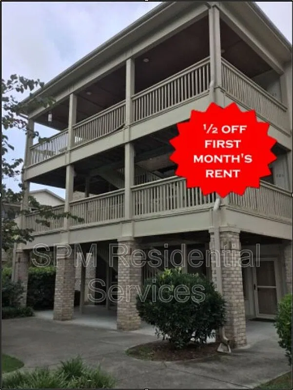 2 bed, 2.0 bath, 895 sqft, $1,395 — Photo 1