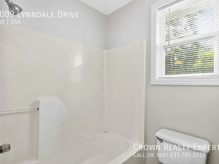 1009 Lynndale Dr — Photo 29