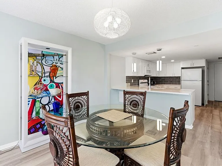 17408 Gulf Blvd #403 — Photo 26