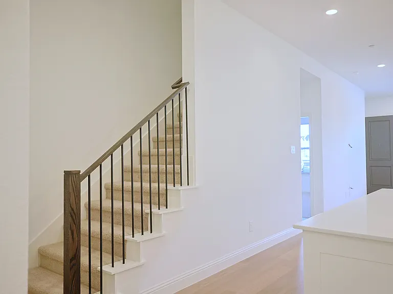 1009 Rockrose Dr — Photo 17