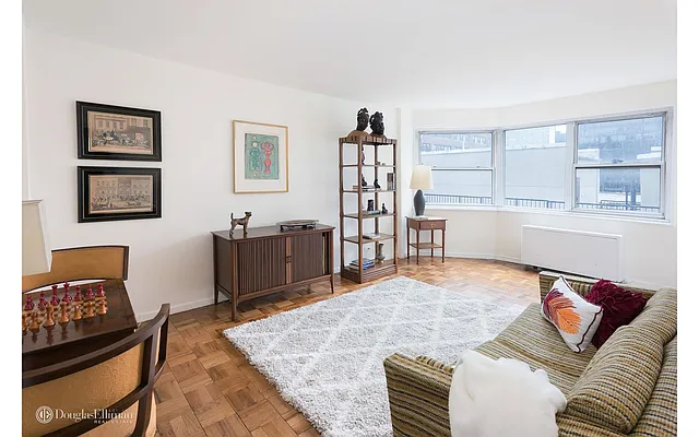 Sold by Douglas Elliman | media 10