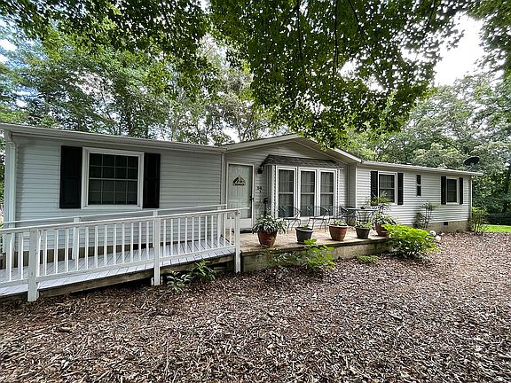 2nd image of 94 Blake Rd