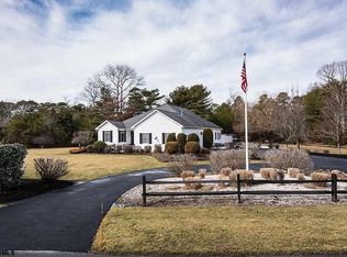 15 Holly Knoll Dr, Cape May Court House, NJ 08210