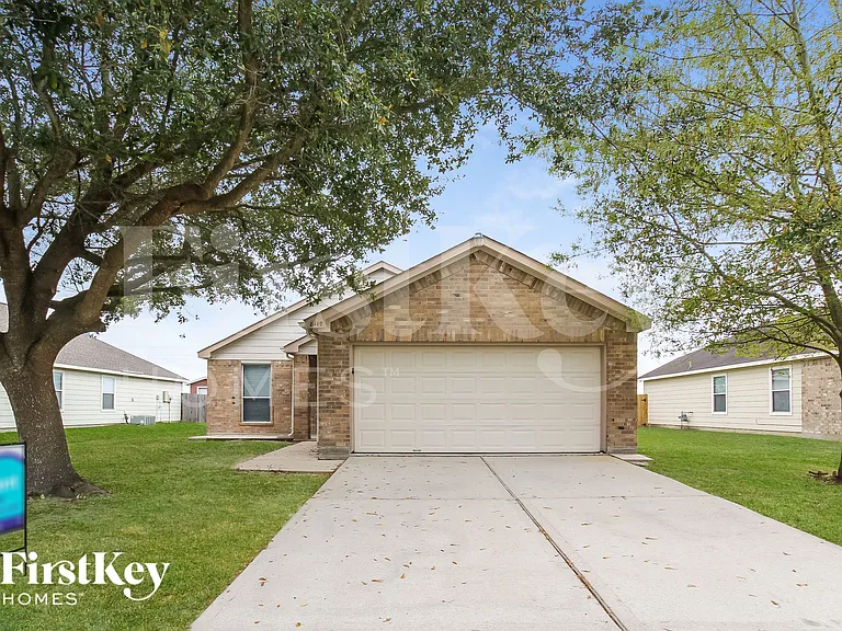 8110 Berkely Ct — Photo 2