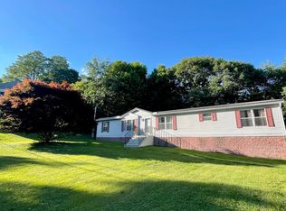 1022 Lookout Dr, Scranton, PA 18504