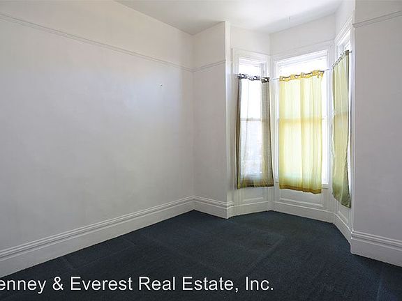 5th image of 2393 Folsom St