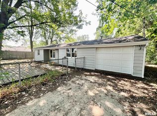 1524 Everett Dr, Pekin, IL