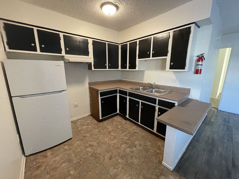 1st image of 7145 Melrose Ln APT 106