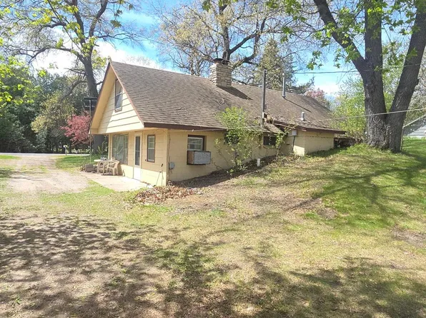 815 334th Ave NE, Cambridge, MN 55008