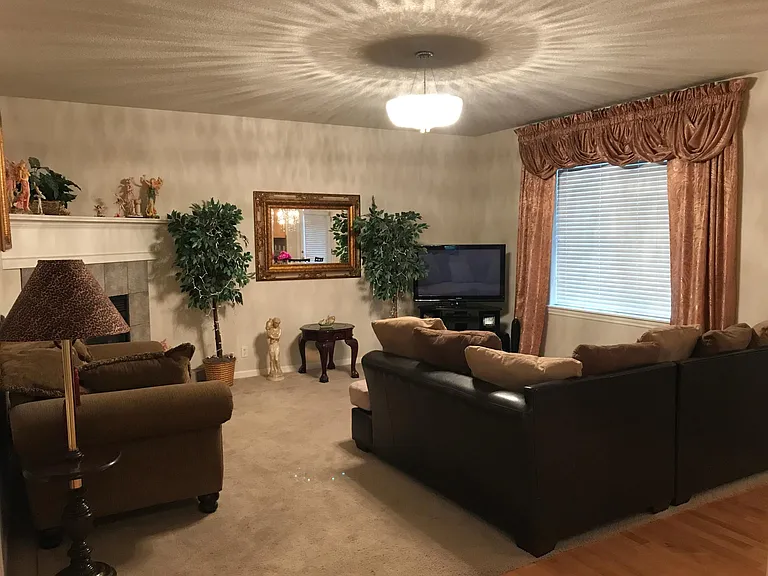 14974 Emerson Ct — Photo 18
