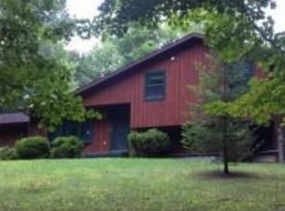 7936 Timberline Rd, Oconto Falls, WI 54154