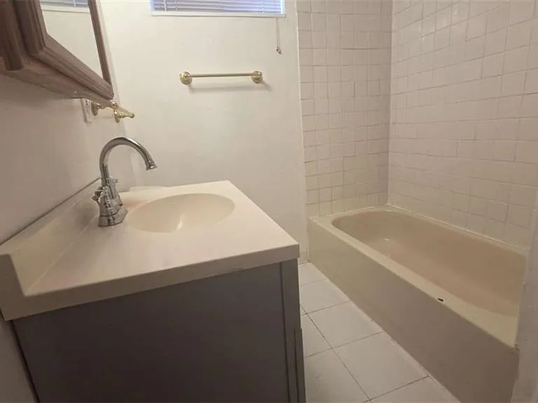 1845 Monroe Dr NE #6 — Photo 8