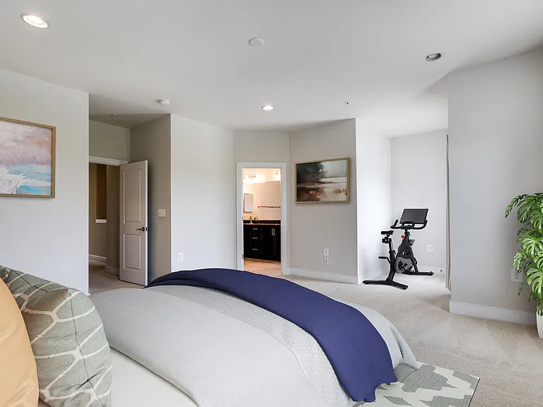737 Diamond Ave — Photo 14