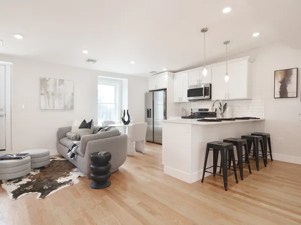 23 Bennington St APT 3, Boston, MA 02128
