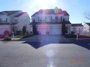 20 Meadow Cir, Mays Landing, NJ 08330
