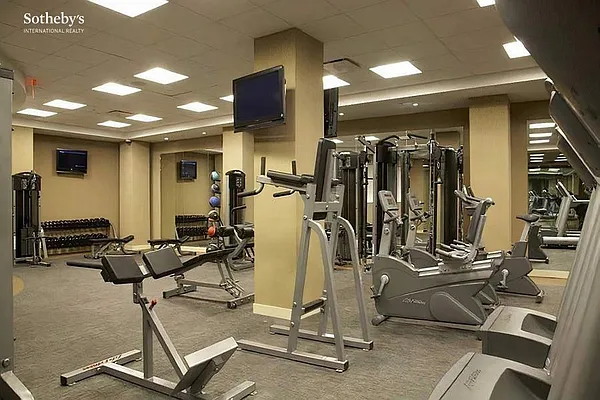 Rented by Sotheby's International Realty | media 16