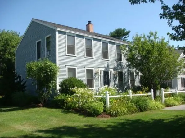 15 Benjamin Hubbard Ln, Kennebunk, ME 04043