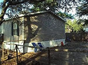 2nd image of 6921 Robinson St SW