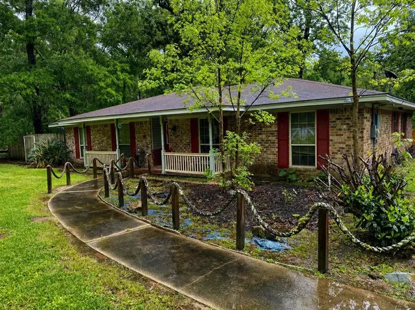 220 County Road 441, Dayton, TX 77535