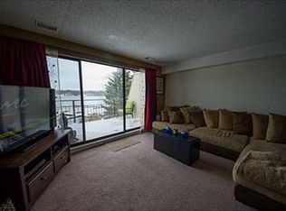 479 Bay Village Dr, Rochester, NY 14609