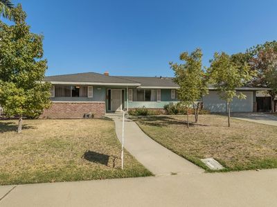 2456 15th Ave, Kingsburg, CA, 93631