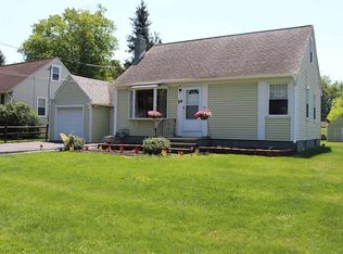 54 New Shaker Rd, Albany, NY 12205