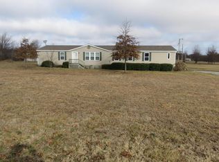 10330 Iris Rd, Neosho, MO 64850