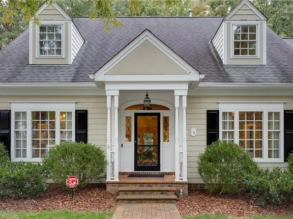 4 New Bern Sq, Greensboro, NC 27408