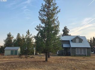 271 S Fairway Rd, Tygh Valley, OR 97063