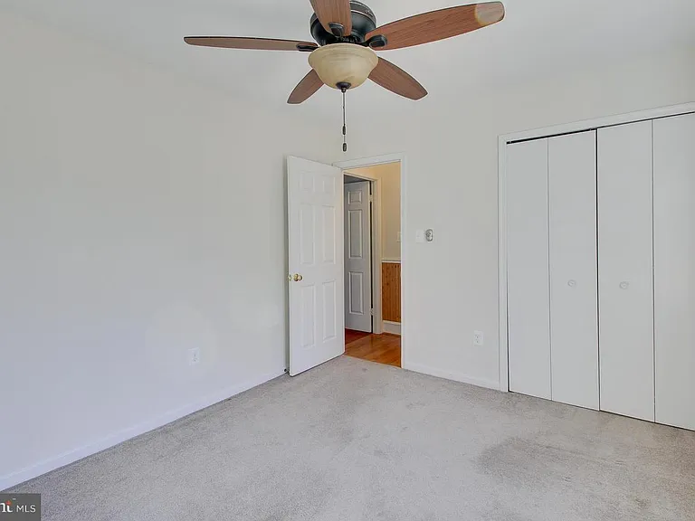 5400 Hampton Forest Way — Photo 25