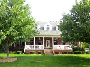 3207 E 18th St, STERLING, IL 61081