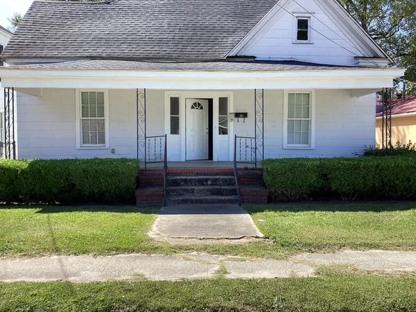 506 S Main St, Darlington, SC 29532