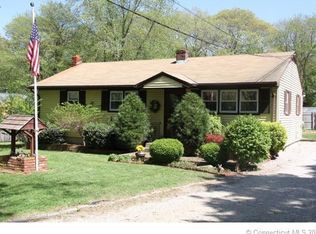 152 Roxbury Rd, Niantic, CT 06357