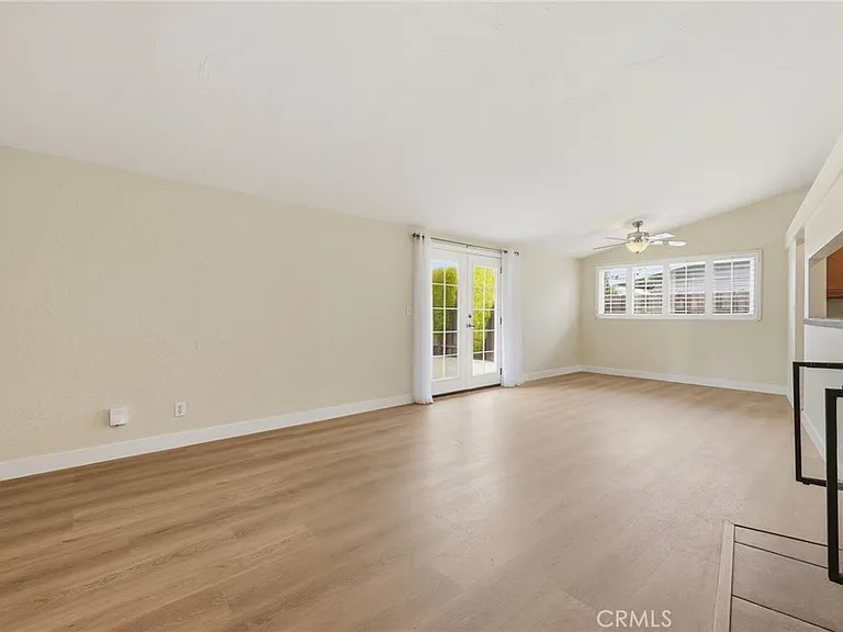 253 Princeton Dr — Photo 4