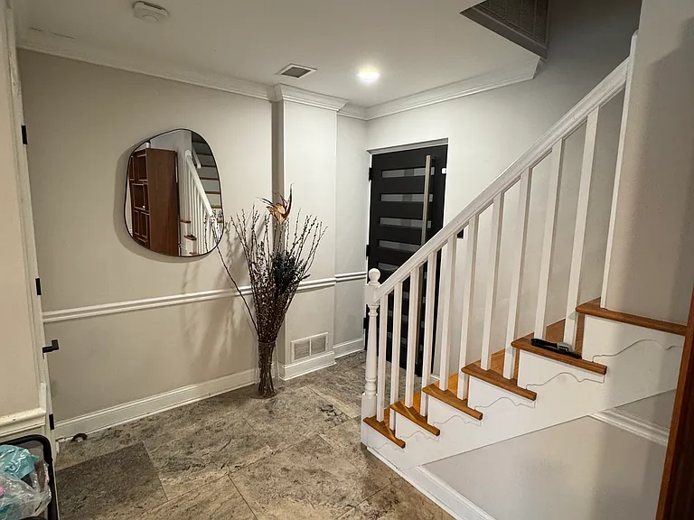1717 Fitzwater St #B — Photo 4