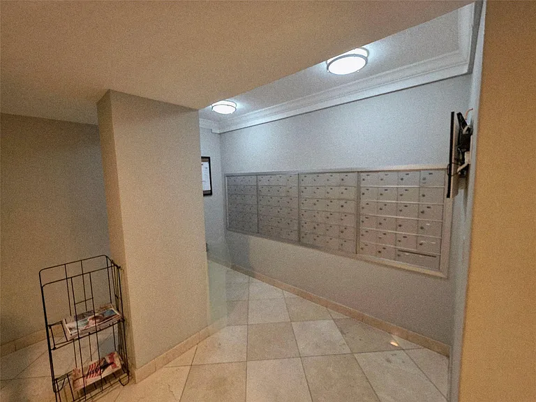 1631 S Ocean Blvd #1006 — Photo 38