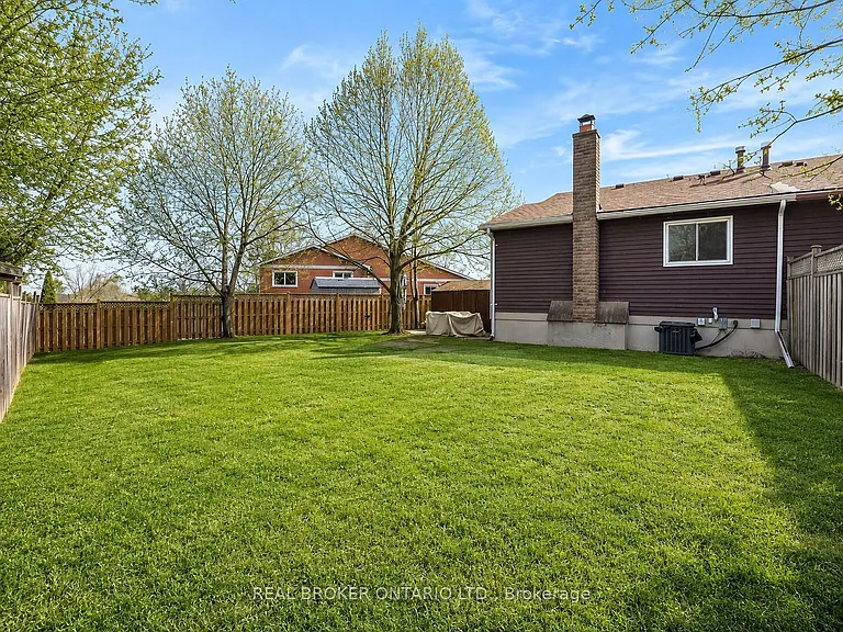 2261 Hanbury Ct — Photo 8