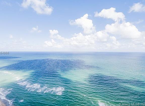 4th image of 17121 Collins Ave #4204
