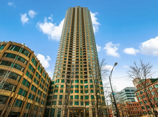 400 N La Salle Dr APT 4007, Chicago, IL