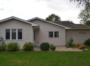 542 Wood Cir, Jordan, MN 55352