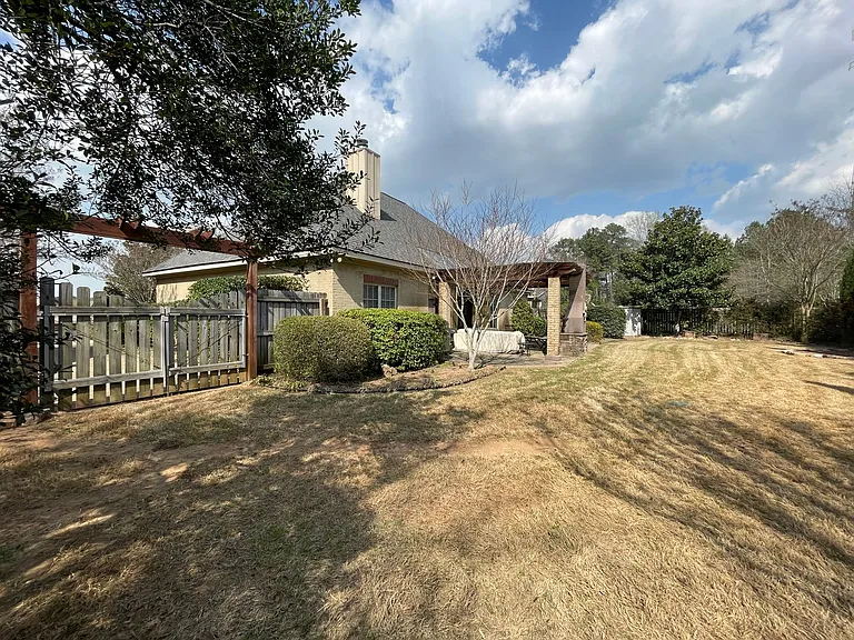 154 Solamere Ln — Photo 26