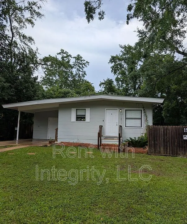 1513 Atkamire Dr #A